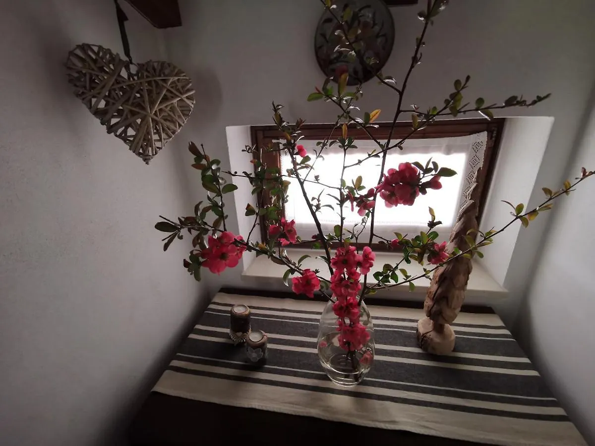Chalet Lullaby Fiumenero 0*,  Italia