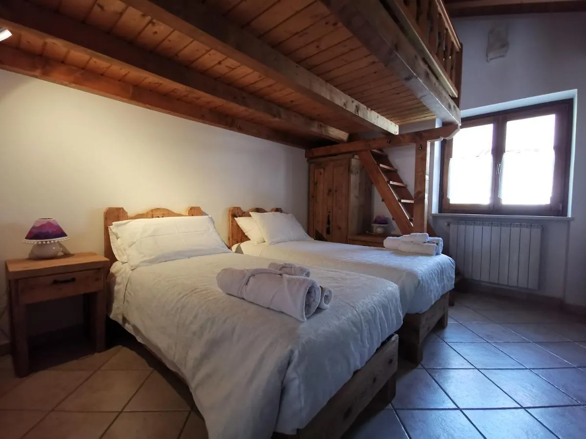 Chalet Lullaby Fiumenero Italia